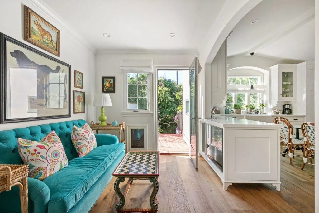 Emma stone spanish style sitting room