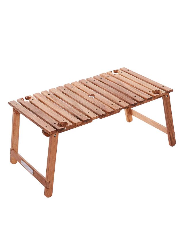 Folding picnic table umbrella stand
