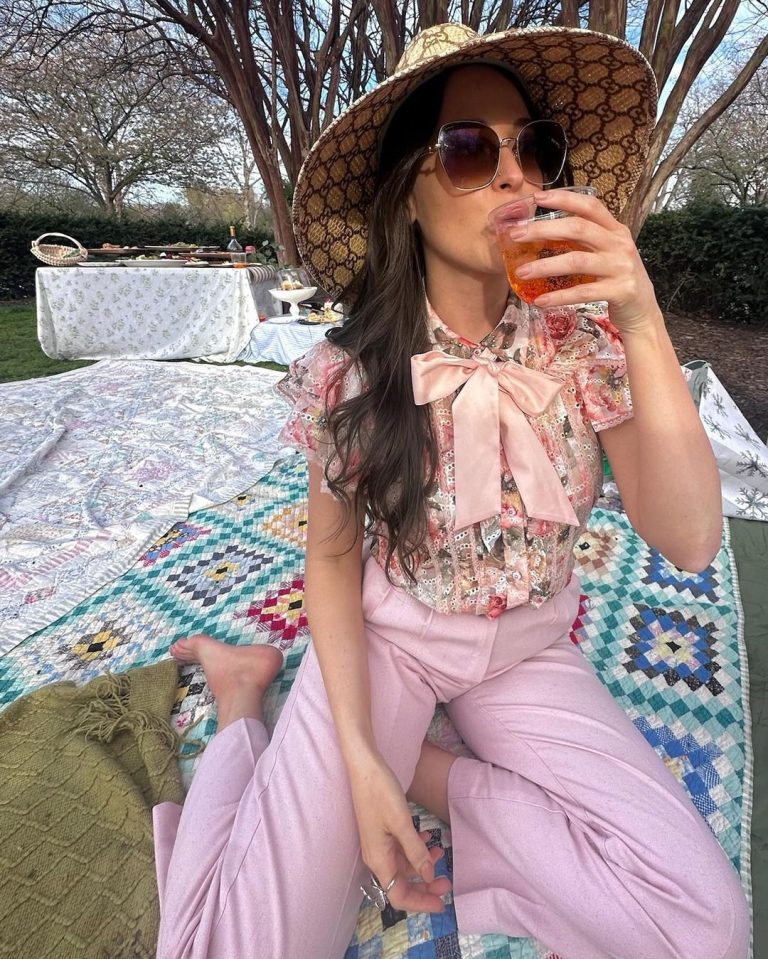 Kacey musgraves picnic instagram